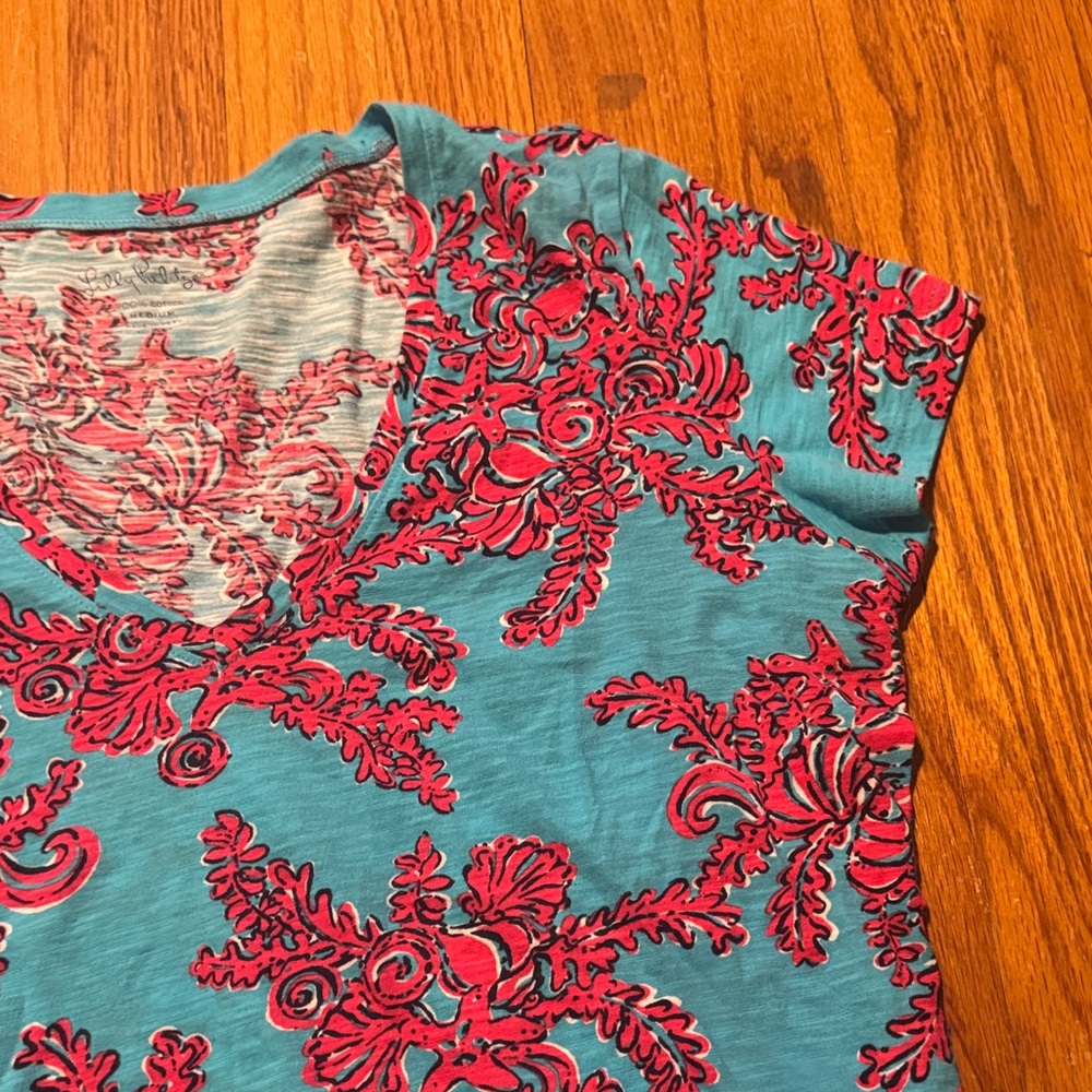 Lilly Pulitzer Teal and Red Floral Short Sleeve Top